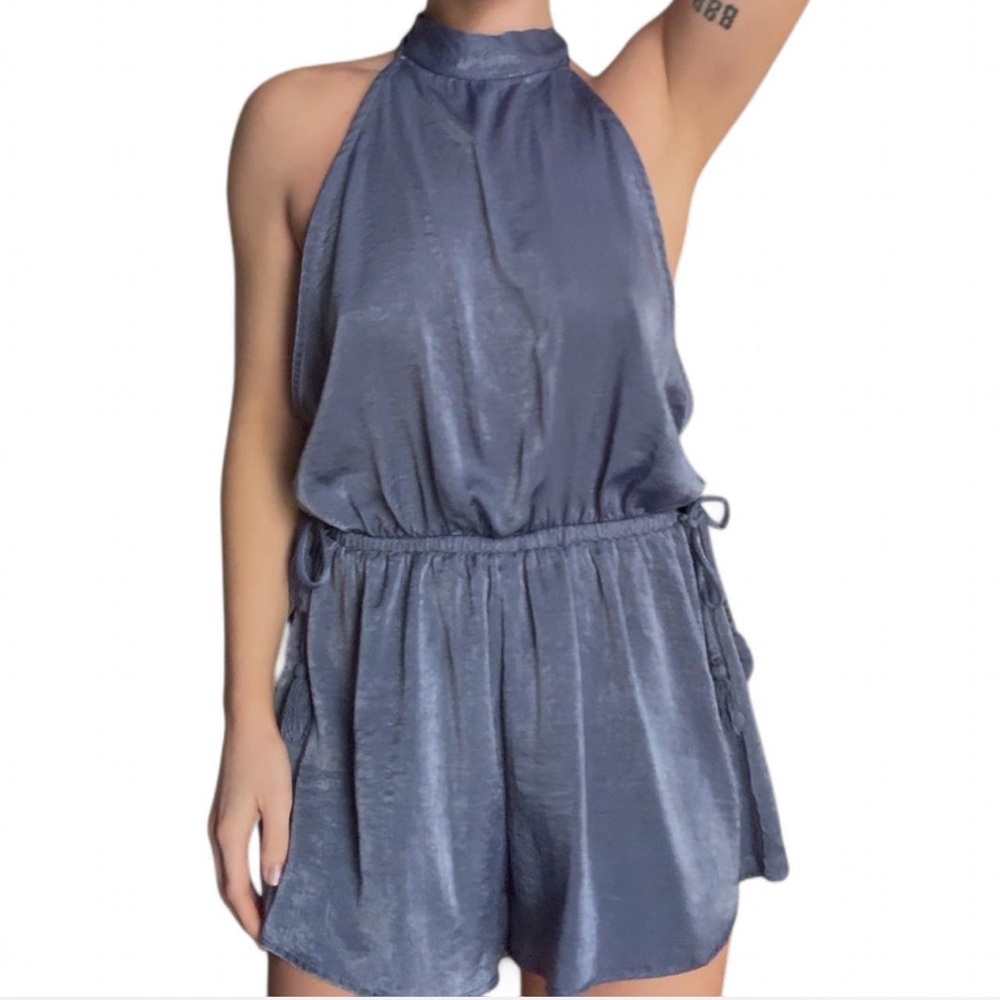 Chic Blue Halter Neck Jumpsuit - Picture 2 of 5